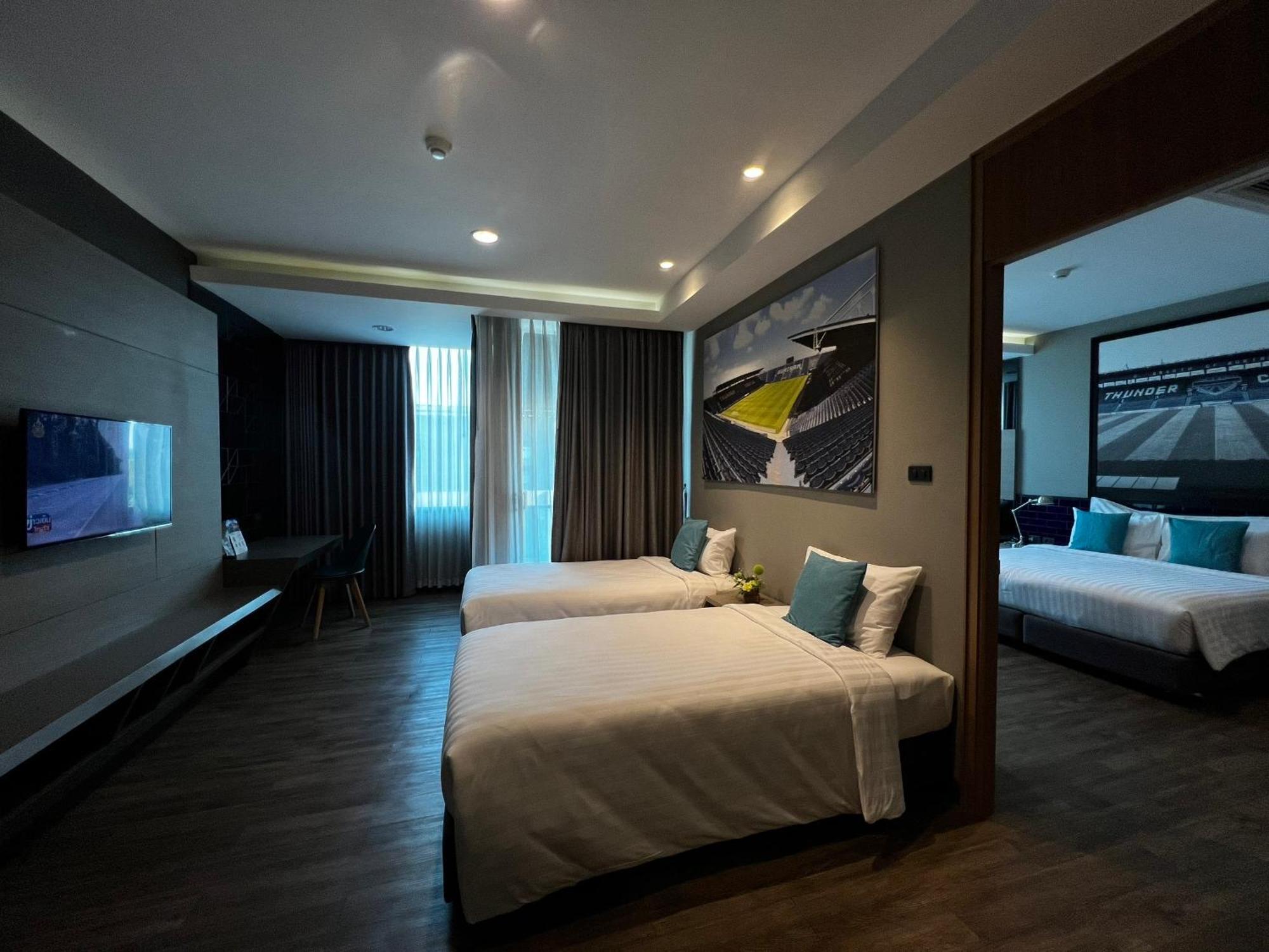 The Crystal Hotel Buriram - Formerly X2 Vibe Бурирам Экстерьер фото